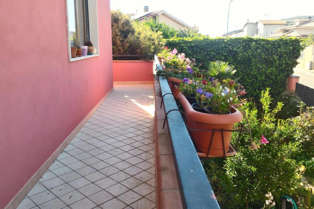 Corona Bed & Breakfast Sardara Exterior photo